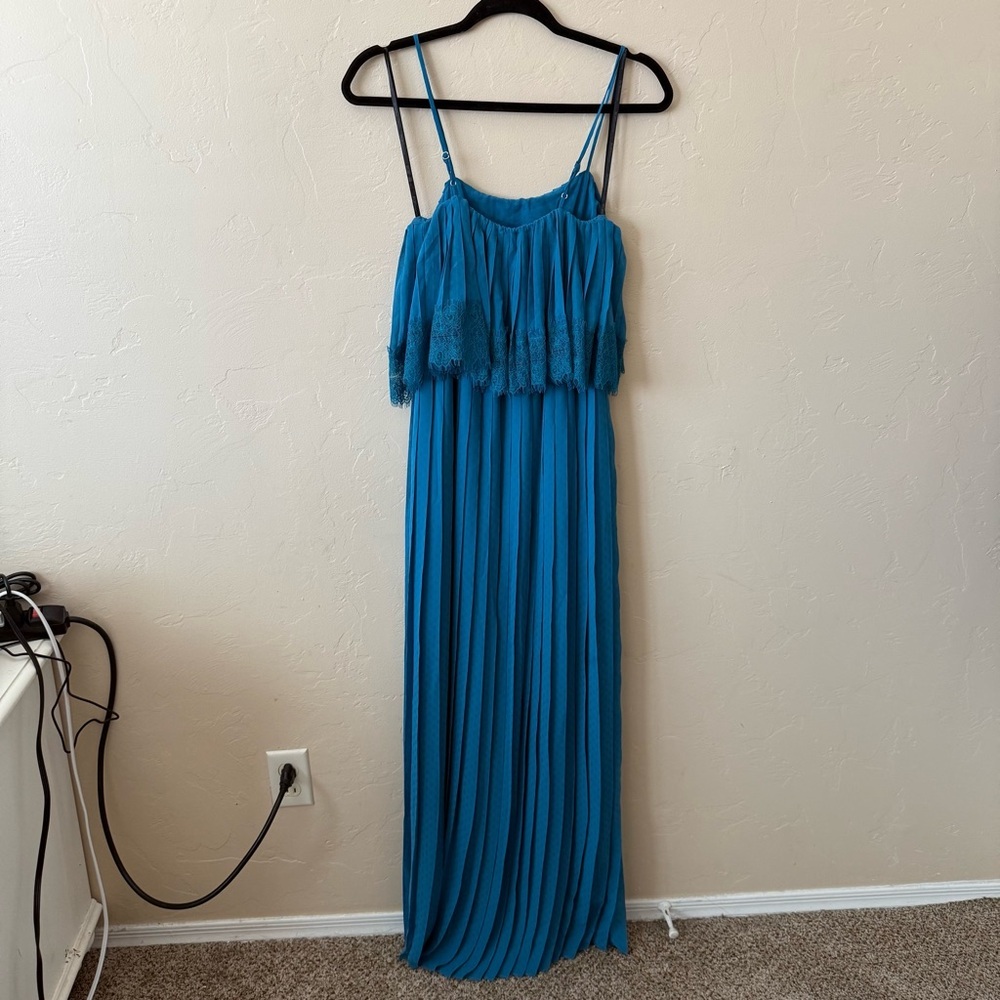 BCBGeneration Blue Pleated Maxi Dress XS – Lace Trim Boho Resort Style - Picture 5 of 6